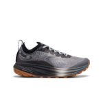 Women's Seek Trail Running Shoe | Black/Magnet